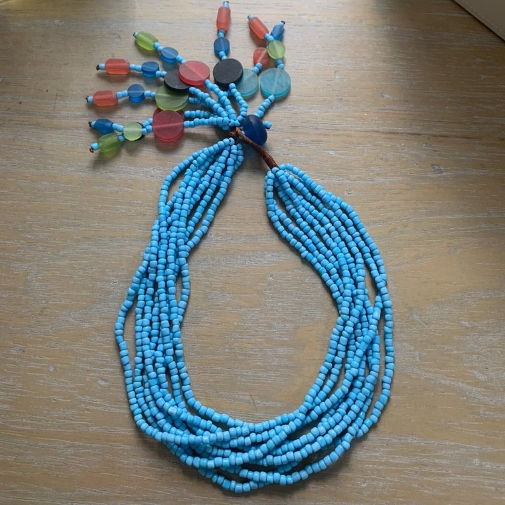Turquoise colored, Beaded Necklace